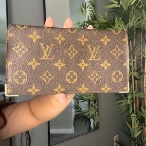 Louis Vuitton Monogram Long wallet